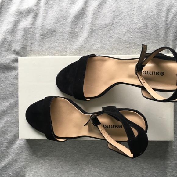 Black suede ankle strap sandals - Picture 2 of 5